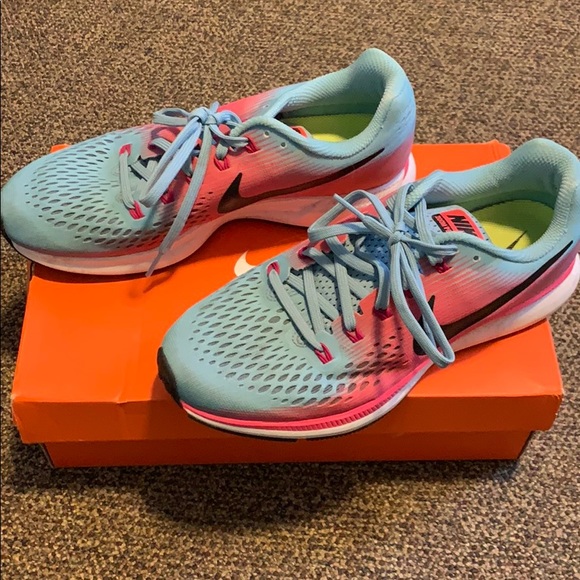 Nike Shoes - Nike Zoom Pegasus 34 running shoes